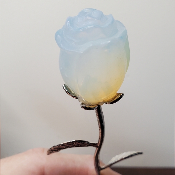Opalite Crystal Rose - Picture 8 of 11